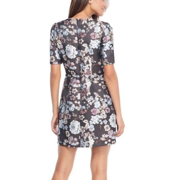 Gal Meets Glam Floral Tapestry Cocktail Mini Dress - Picture 5 of 8